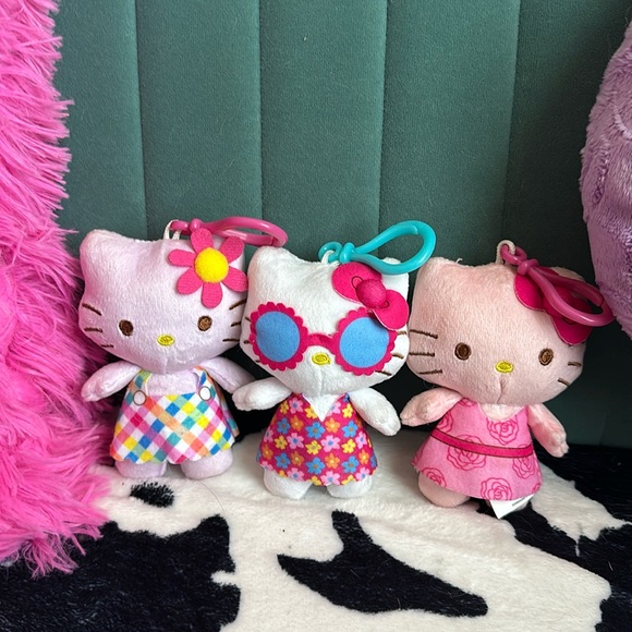 3 Hello Kitty Plush Keychains - Picture 1 of 2